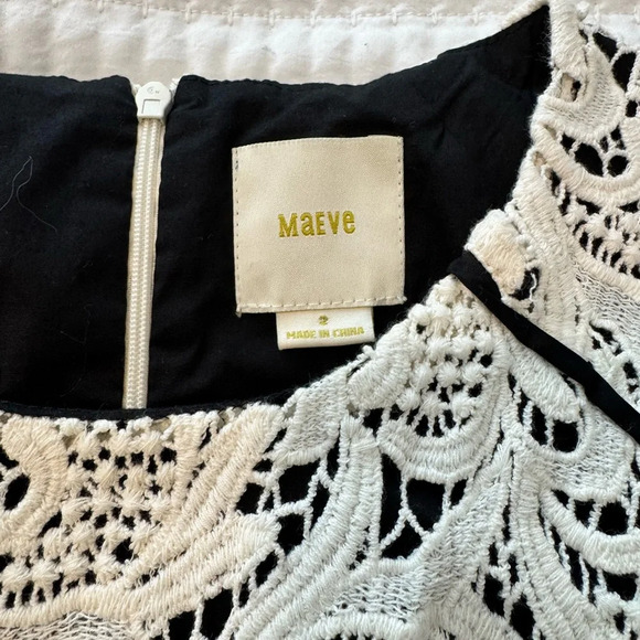 Maeve Anthropologie Ivory Black Lace
Peplum Top Size 2 - Picture 8 of 8
